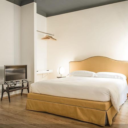Brera Apartments In Porta Romana Milan Luaran gambar